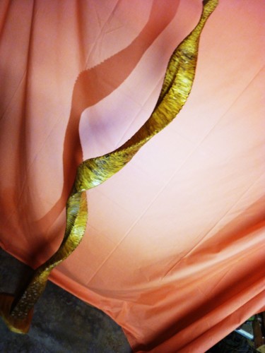 Sculpture intitulée "golden snake of eden" par Mirco Baresco, Œuvre d'art originale
