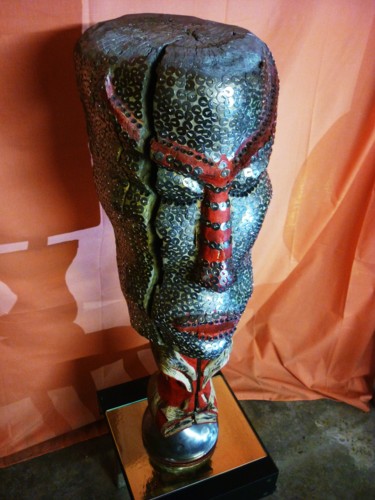「tiki statue」というタイトルの彫刻 Mirco Barescoによって, オリジナルのアートワーク