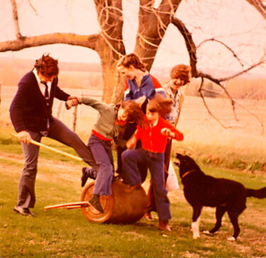 Family action Photographie intitulée "Family action" par Blago Simeonov, Œuvre d'art originale, Photographie argentique