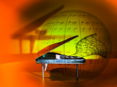 Fotografia intitolato "LE PIANO MAGIQUE UN…" da Blaise Lavenex, Opera d'arte originale, Fotografia digitale