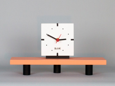 BlonK ClocK H5 Design intitulée "BlonK ClocK H5" par Johannes Blonk, Œuvre d'art originale, Meuble