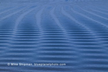 Photographie intitulée "Wave Abstract" par Mike Shipman, Œuvre d'art originale