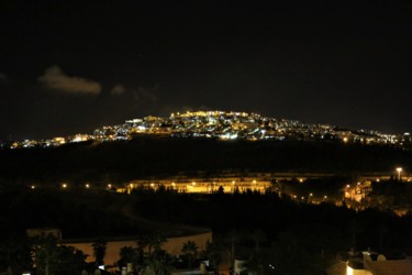 Фотография под названием "Night Jerusalem. №1" - Boris Davidovich, Подлинное произведение искусства, Цифровая фотография