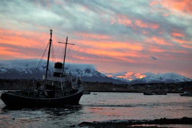 Photography titled "Evening. Ushuaia. T…" by Boris Davidovich, Original Artwork, Digital Photography