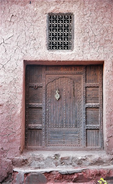 Фотография под названием "Entrance Door. N1.…" - Boris Davidovich, Подлинное произведение искусства