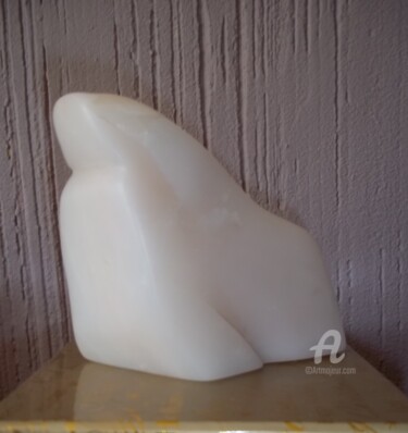 Sculpture titled "Le phoque blanc" by Roberto Urbano, Original Artwork, Soap