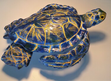 Sculptuur getiteld "Blue Turtle" door Bobraïs, Origineel Kunstwerk, Klei