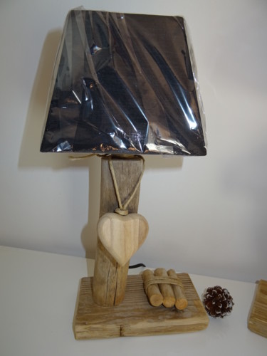 Artisanat intitulée "Lampe  en bois flot…" par Bois Flottés Renaît Sens, Œuvre d'art originale, Décoration de maison