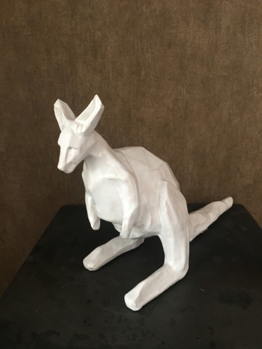 Sculpture titled "petit kangourou sty…" by Nicole Boldo, Original Artwork, Ceramics