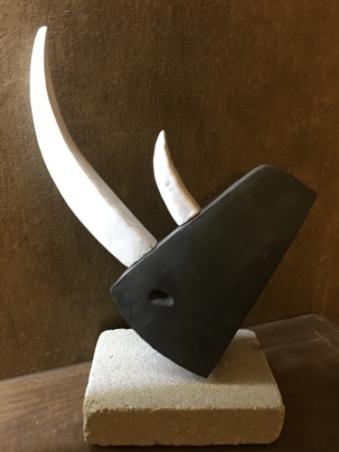 Sculpture titled "Rhino" by Nicole Boldo, Original Artwork, Ceramics