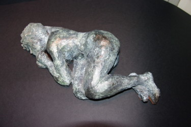 Скульптура под названием "FEMME ENDORMIE" - Nicole Boldo, Подлинное произведение искусства, Керамика