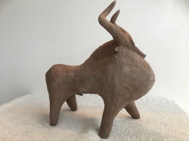 Sculpture titled "Buffle stylisé" by Nicole Boldo, Original Artwork