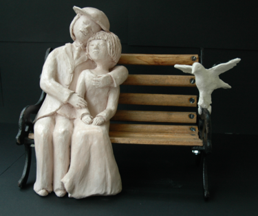 Sculpture intitulée "Les Amoureux sur un…" par Michelle Bompard, Œuvre d'art originale, Terre cuite