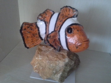 Sculpture titled "Poisson clown" by Michelle Bompard, Original Artwork, Terra cotta