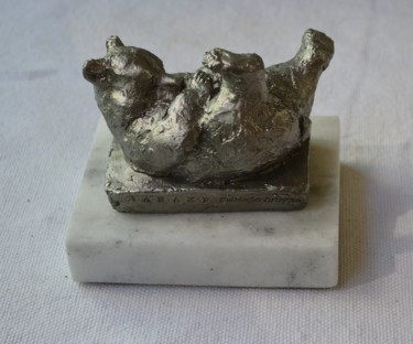 Sculpture titled "BEAR" by Barake Sculptor, Original Artwork, Metals