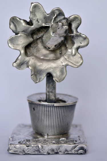 Sculpture titled "SCARABEE" by Barake Sculptor, Original Artwork, Metals