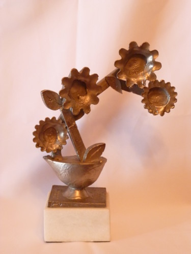 Sculpture titled "FLOWERS" by Barake Sculptor, Original Artwork, Metals