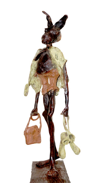 Sculpture titled "Le lapin marcheur" by Boureima Ouedraogo, Original Artwork, Bronze