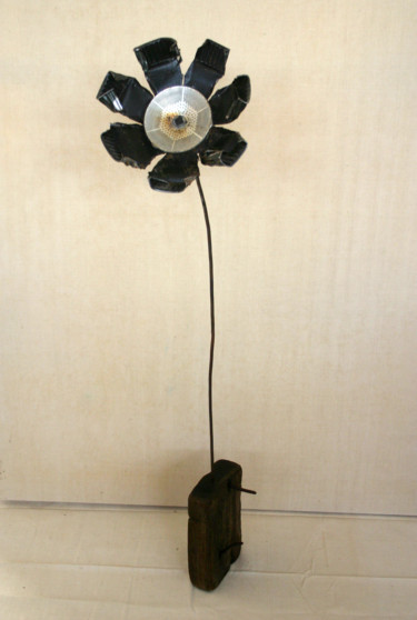 Sculpture intitulée "fleur-142x50x30-201…" par Richard Brachais, Œuvre d'art originale, Métaux