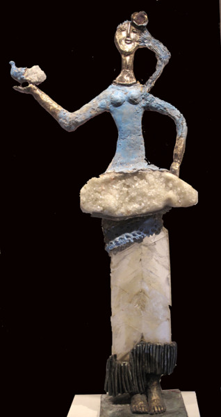 jeune-fille-a-l-oiseau-bleu96-47-17cm.jpg 47x96x17 cm ©2016 par Elisabeth Brainos