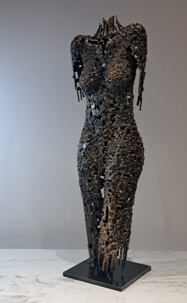 Скульптура под названием "Woman Torso Classic…" - Brano Brody, Подлинное произведение искусства, Металлы