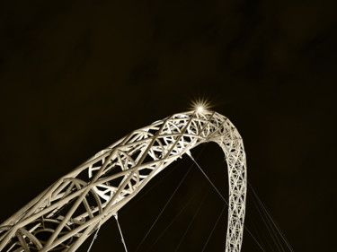Photographie intitulée "Wembley I" par Jgc Braticius, Œuvre d'art originale, Photographie numérique
