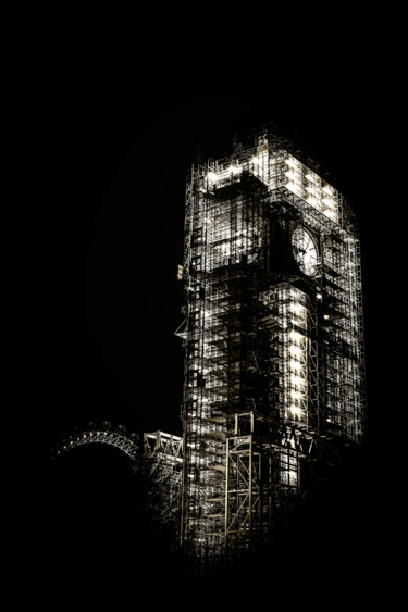 摄影 标题为“Under construction…” 由Jgc Braticius, 原创艺术品, 数码摄影