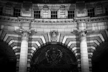 Photography titled "Admiralty Arch" by Jgc Braticius, Original Artwork, Digital Photography