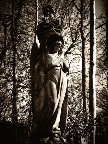Fotografía titulada "Highgate Cemetery II" por Jgc Braticius, Obra de arte original, Fotografía digital