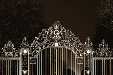 Photography titled "Devonshire Gates" by Jgc Braticius, Original Artwork, Digital Photography