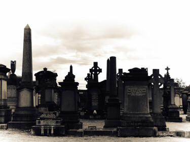 Photographie intitulée "Glasgow Necropolis…" par Jgc Braticius, Œuvre d'art originale, Photographie numérique