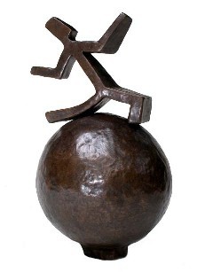 Sculpture intitulée "'Balance'" par Brian Junghans, Œuvre d'art originale, Coulage