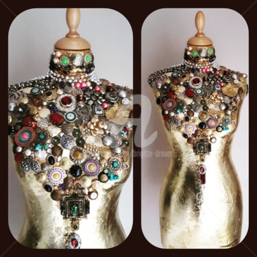 Design mit dem Titel "Jewelry's queen" von Brigitte Dravet, Original-Kunstwerk, Collagen