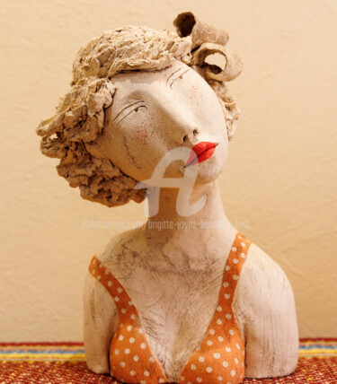 Sculptuur getiteld "Zénaïde" door Brigitte Joyez Beaurain (BRIG), Origineel Kunstwerk, Klei