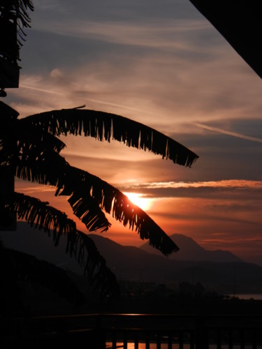 Photographie intitulée "Coucher de soleil à…" par Brigitte Mathé (MBL), Œuvre d'art originale