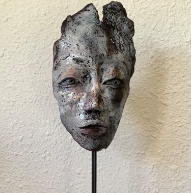 Sculpture titled "« Nyx » déesse de l…" by Brigitte Reina, Original Artwork, Terra cotta