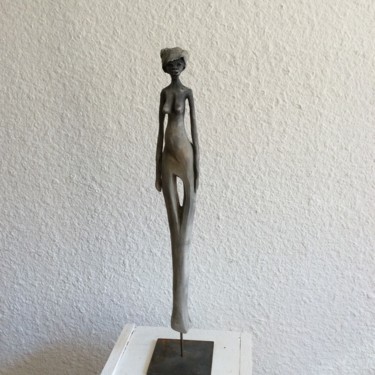 Sculpture titled "Africaine" by Brigitte Reina, Original Artwork
