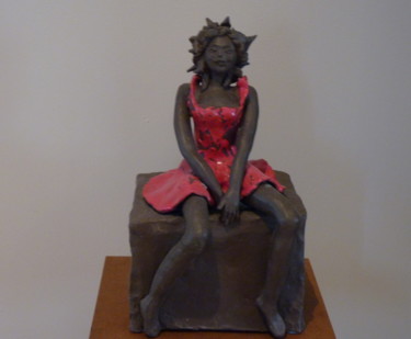 Sculpture intitulée "fille a la robe rou…" par Brigitte Zabeth, Œuvre d'art originale, Terre cuite