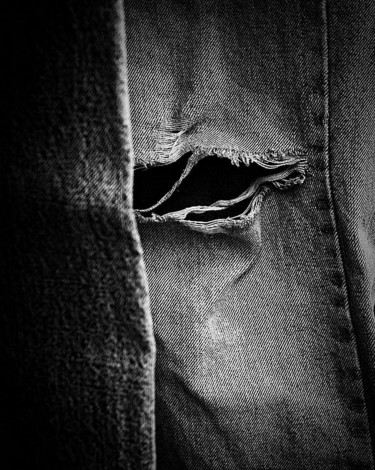 Photographie intitulée "Well Worn Jeans." par Dave English, Œuvre d'art originale, Photographie numérique