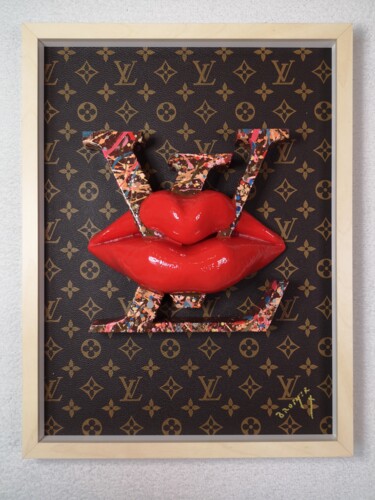 Scultura intitolato "Kissed by Louis Vui…" da Brother X, Opera d'arte originale, Plastica