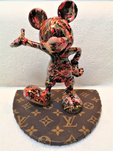 雕塑 标题为“Louis Vuitton x Mic…” 由Brother X, 原创艺术品, 树脂