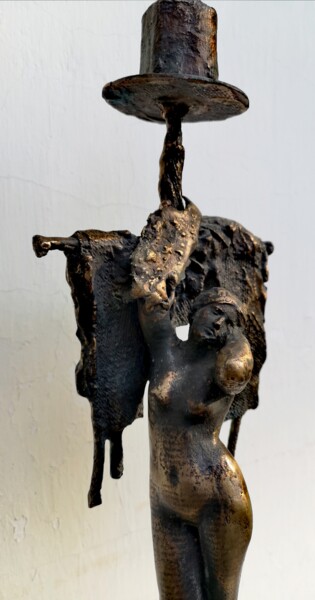 Sculptuur getiteld "THE OLD MAN AND THE…" door Bubaq, Origineel Kunstwerk, Bronzen
