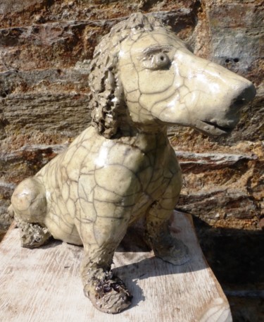 Sculpture intitulée "Bizarre ce chien" par Buissonnières, Œuvre d'art originale, Céramique