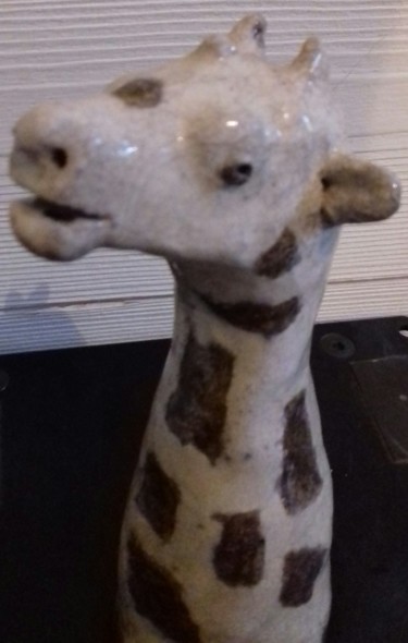 Sculpture titled "Tenera Giraffina" by Buissonnières, Original Artwork, Ceramics