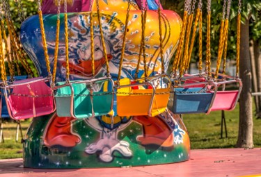 Photographie intitulée "manege-12.jpg" par Bulimages, Œuvre d'art originale