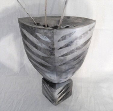 vase "egyptien" enfumé Design titled "vase "egyptien" enf…" by Barbara Widmer Taylor, Original Art, Accessories