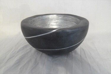 Design titled "pot raku" by Barbara Widmer Taylor, Original Artwork, Accessories