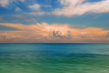 Photographie intitulée "céleste océan ..." par Ollivier Cacaud, Œuvre d'art originale