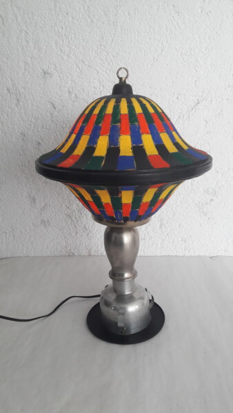Design intitulée "Colors Lamp" par Calavera Estudio Dgo Mx, Œuvre d'art originale, Luminaire
