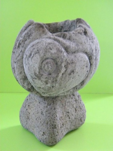 Sculpture titled "Coeur Fusion" by Flavien Caloc, Original Artwork, Stone